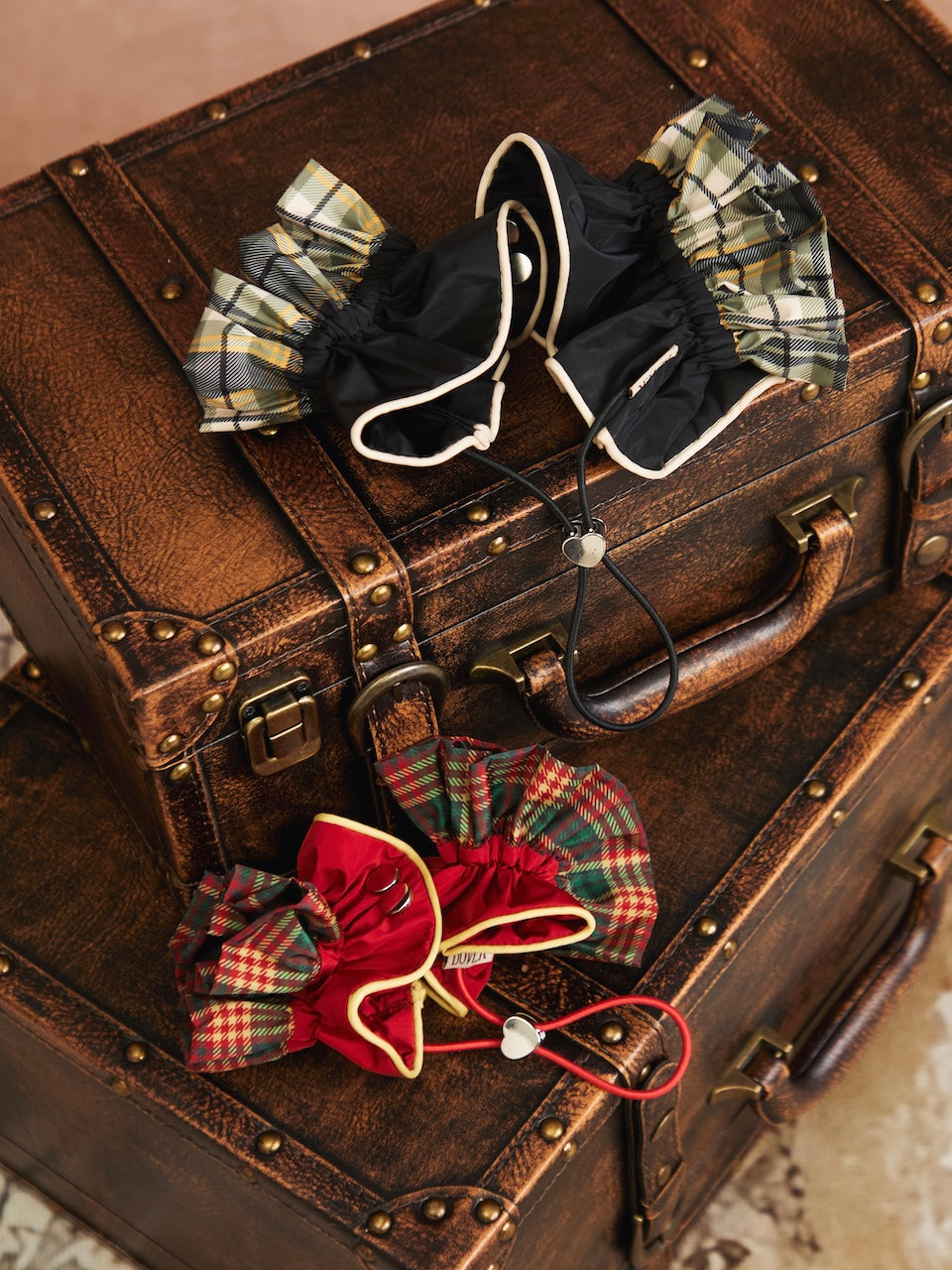 BOVER Color-block Ear Cap