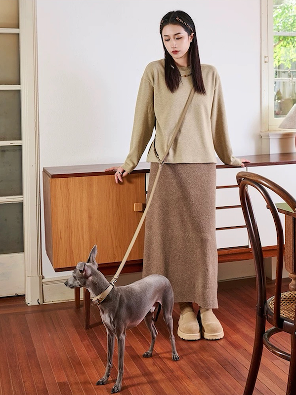 BOVER Custom Letter Collar